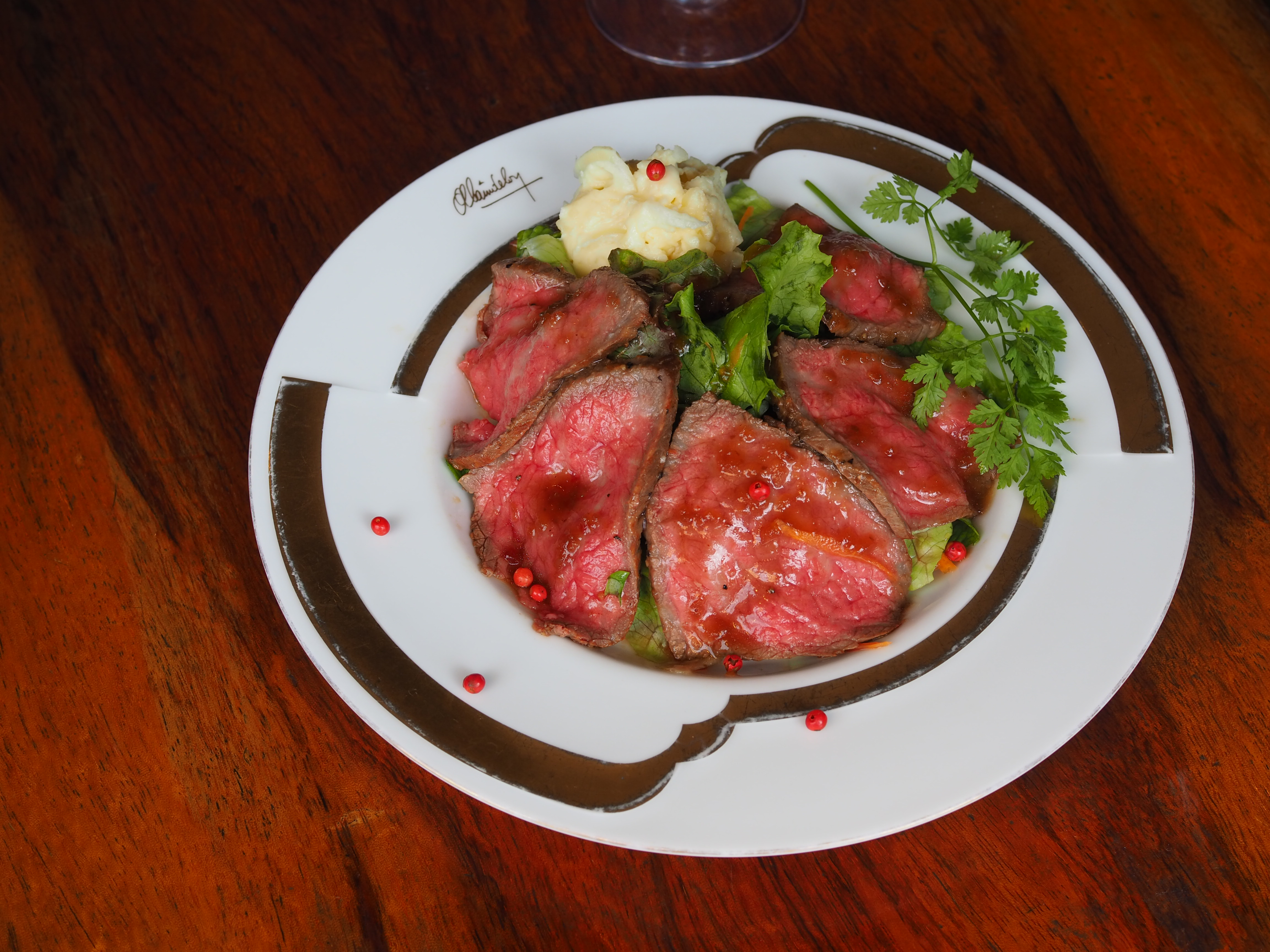 和牛のローストビーフ